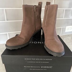 Vionic Women's Truckee Weatherproof Boot Brown, 8M